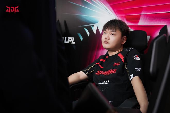 样强大的对 样强大的对