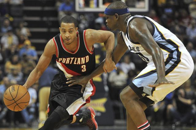 六比赛中的 六比赛中的