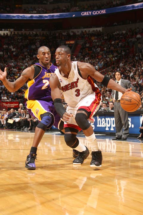 阿賈克斯高價引進曼城青訓明星卡洛斯·博爾赫斯!.