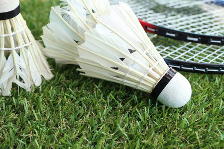 罗体:若无缘下赛季欧冠,尤文将考虑出售伊尔迪兹、坎比亚索.