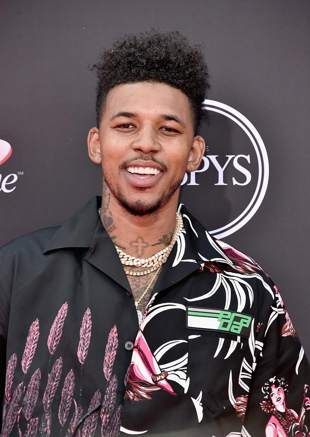 二次进攻突 二次进攻突